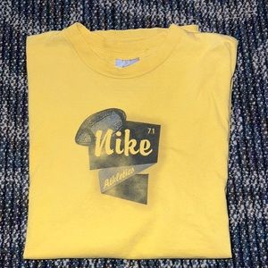90s/00s Nike tee